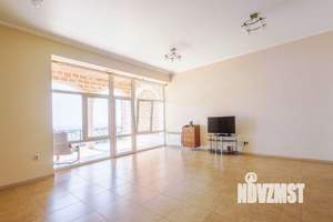 Дом 570м², 3-этажный, участок 5 сот.