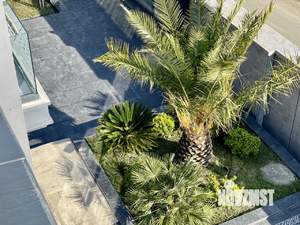 Коттедж 300м², 2-этажный, участок 6 сот.