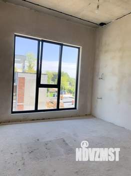 Дом 240м², 3-этажный, участок 4 сот.