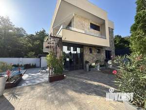 Дом 160м², 2-этажный, участок 4 сот.