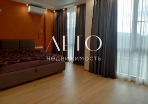 Дом 210м², 2-этажный, участок 5 сот.