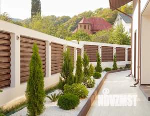 Коттедж 300м², 2-этажный, участок 6 сот.