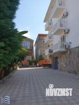 Дом 889м², 5-этажный, участок 1 сот.