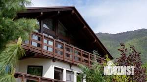 Дом 382м², 3-этажный, участок 18 сот.