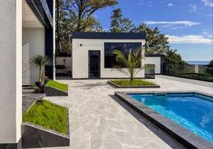 Дом 280м², 3-этажный, участок 5 сот.