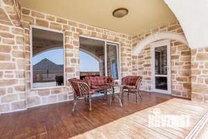 Дом 570м², 3-этажный, участок 5 сот.