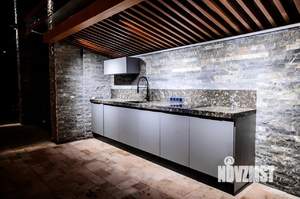 Дом 305м², 2-этажный, участок 8 сот.