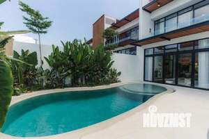 Таунхаус 200м², 3-этажный, участок 5 сот.