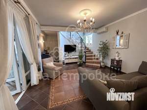 Дом 342м², 2-этажный, участок 15 сот.