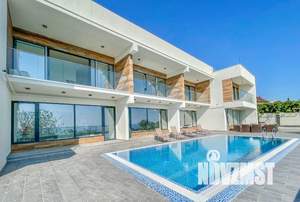 Таунхаус 145м², 2-этажный, участок 1 сот.