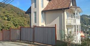 Дом 240м², 3-этажный, участок 9 сот.