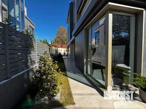 Дом 240м², 2-этажный, участок 4 сот.