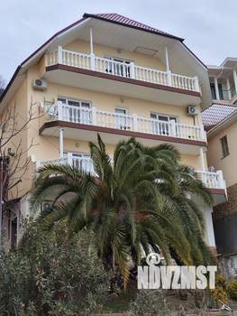 Дом 212м², 2-этажный, участок 5 сот.