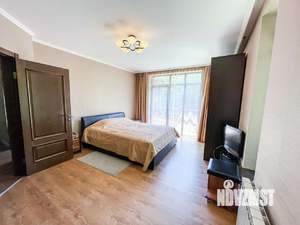 Дом 235м², 3-этажный, участок 7 сот.