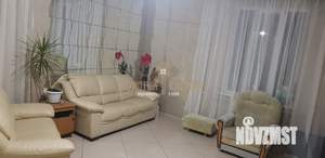 Дом 364м², 3-этажный, участок 6 сот.