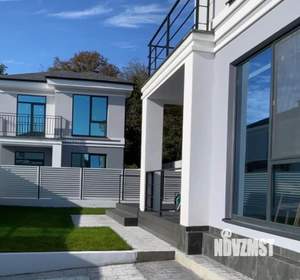 Коттедж 144м², 2-этажный, участок 3 сот.