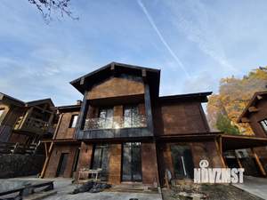 Коттедж 300м², 2-этажный, участок 5 сот.