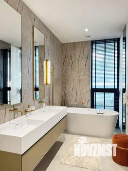 Дом 270м², 2-этажный, участок 5 сот.