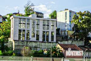 Коттедж 295м², 2-этажный, участок 10 сот.