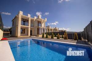 Дом 240м², 2-этажный, участок 4 сот.