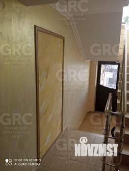 Дом 292м², 3-этажный, участок 6 сот.