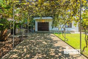 Дом 284м², 3-этажный, участок 5 сот.