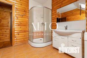 Дом 256м², 2-этажный, участок 7 сот.