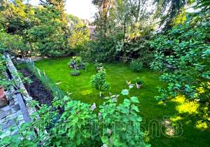 Дом 428м², 3-этажный, участок 21 сот.