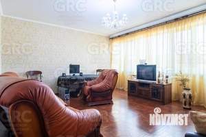 Дом 200м², 2-этажный, участок 3 сот.