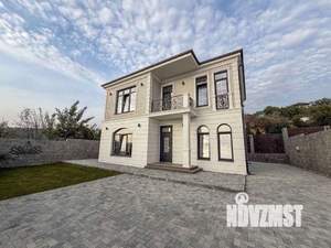 Дом 184м², 2-этажный, участок 4 сот.