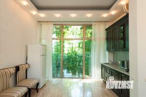 Дом 200м², 2-этажный, участок 10 сот.