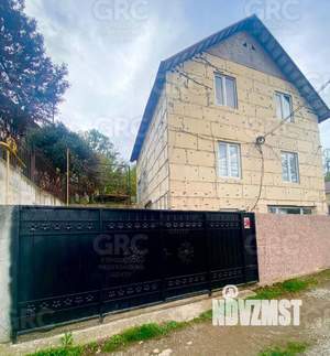 Дом 180м², 3-этажный, участок 6 сот.