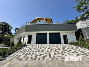 Дом 180м², 2-этажный, участок 5 сот.