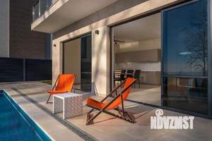 Дом 280м², 3-этажный, участок 7 сот.