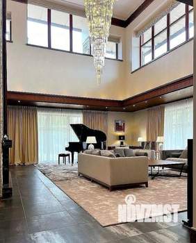 Дом 350м², 2-этажный, участок 10 сот.