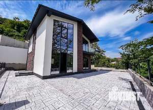 Дом 170м², 2-этажный, участок 3 сот.