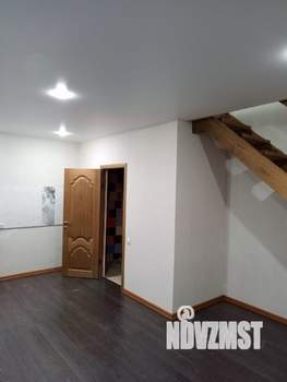 Дом 67м², 2-этажный, участок 5 сот.