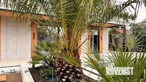 Дом 300м², 2-этажный, участок 6 сот.