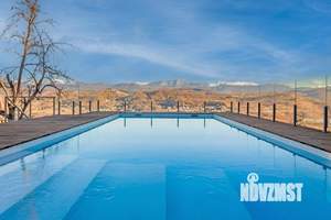 Коттедж 250м², 2-этажный, участок 20 сот.