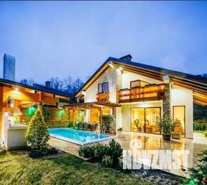 Дом 240м², 2-этажный, участок 8 сот.