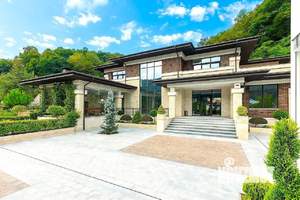 Дом 450м², 2-этажный, участок 30 сот.