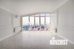 Дом 441м², 2-этажный, участок 12 сот.