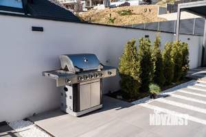 Дом 350м², 3-этажный, участок 10 сот.