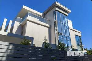 Дом 300м², 3-этажный, участок 7 сот.