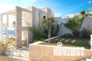 Дом 400м², 3-этажный, участок 10 сот.