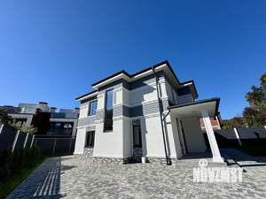 Коттедж 230м², 2-этажный, участок 6 сот.