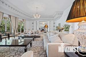 Дом 865м², 2-этажный, участок 20 сот.