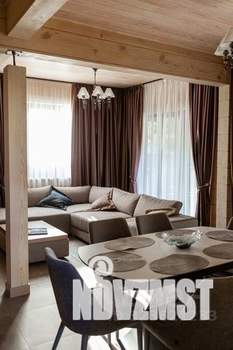 Дом 220м², 2-этажный, участок 6 сот.