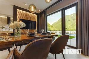 Дом 340м², 2-этажный, участок 9 сот.