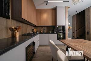 Дом 141м², 3-этажный, участок 3 сот.